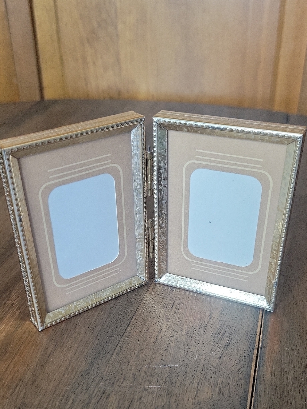 Vintage Gold-Trim 2x3 Hinged Folding Antique Picture Frame